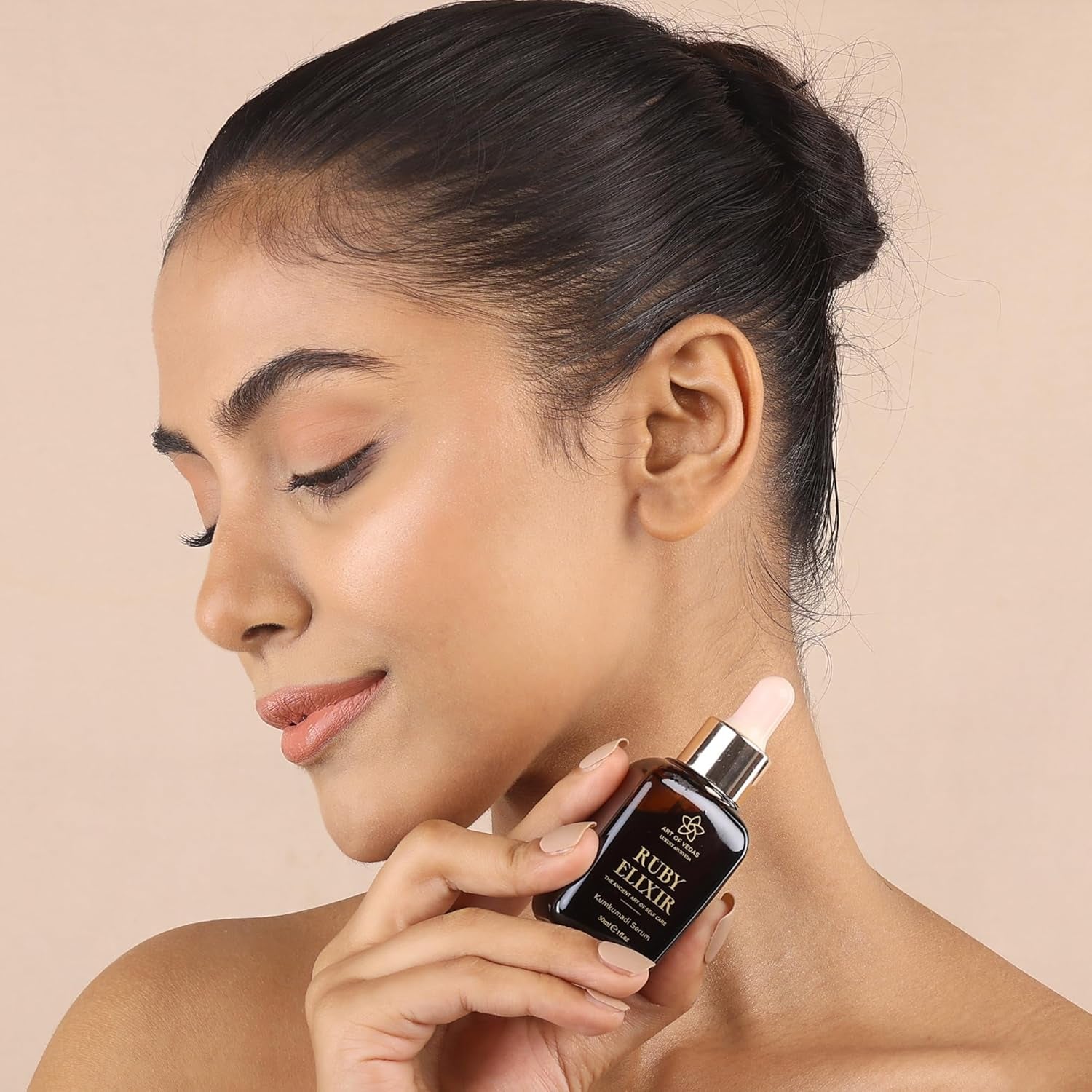 Ruby Elixir – Kumkumadi Serum 30ML – Ayurvedisches Gesichtsöl Mit Safran Für Anti-Aging, Kumkumadi Öl Für Gesichtspflege, Feuchtigkeitsspendendes Serum, Ayurveda Öl Für Strahlende Haut